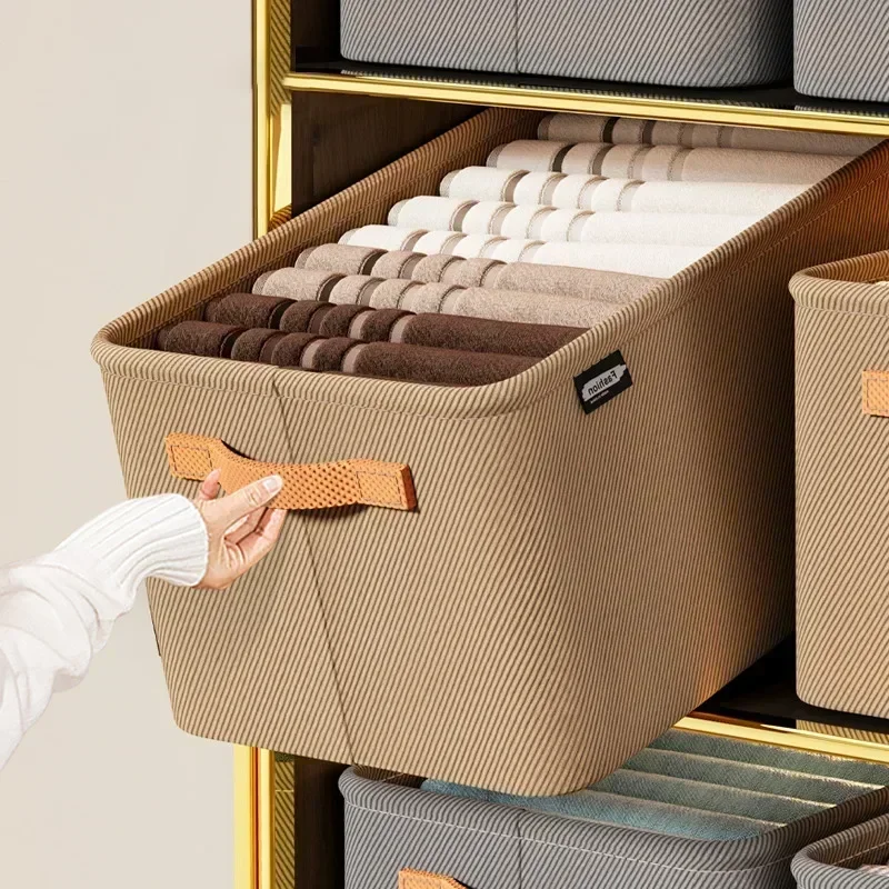 Organizador Inteligente de Roupas